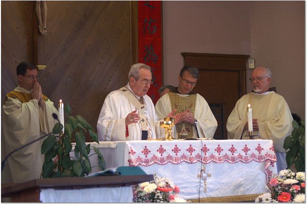 Cardinal Justin Rigali at Saturday mass